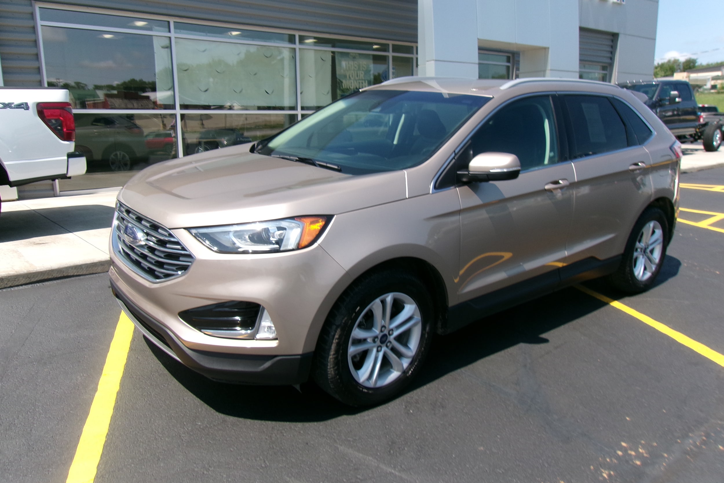 2020 Ford Edge