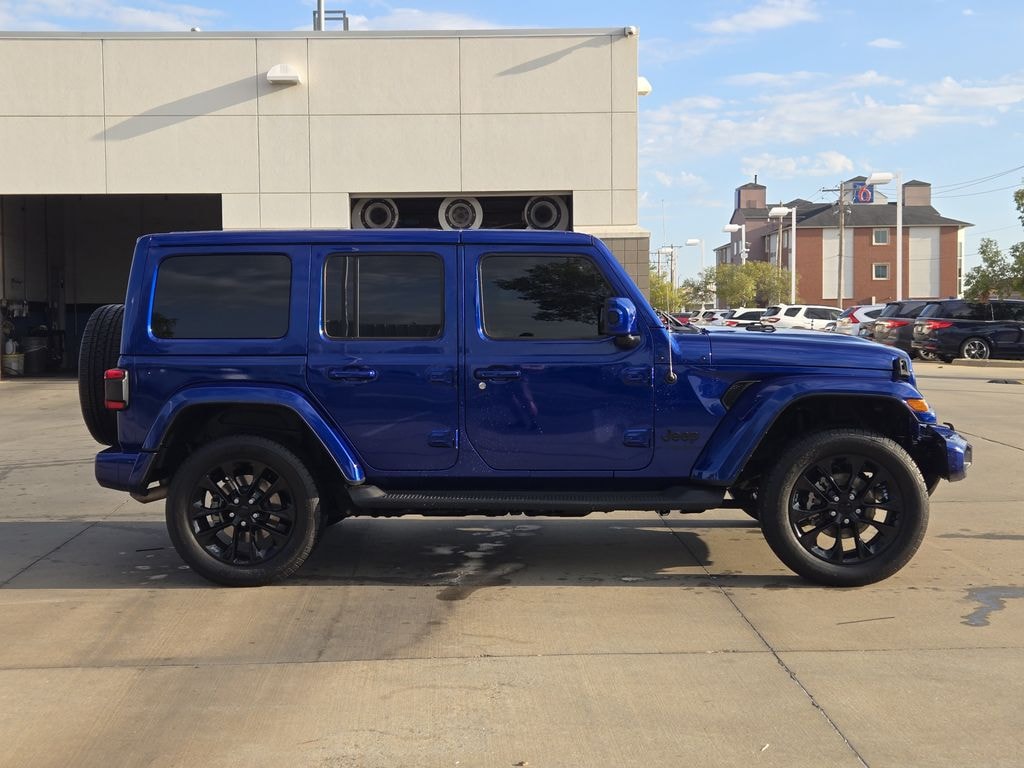 Used 2020 Jeep Wrangler Unlimited Sahara SUV