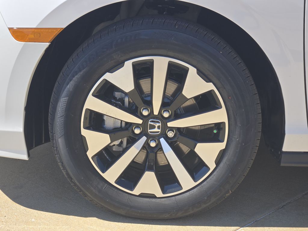 2026 Honda Odyssey EX-L - Photo 9