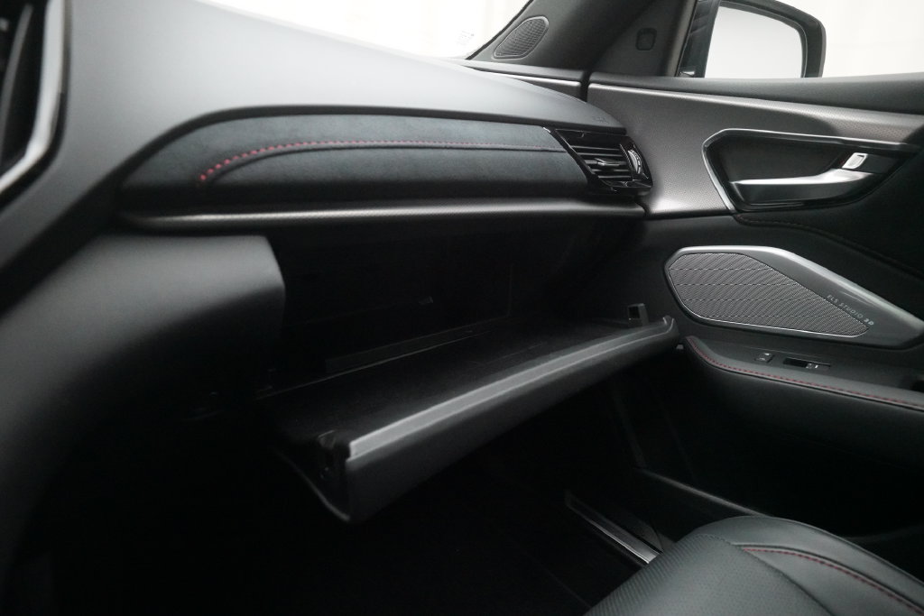 2025 Acura RDX A-Spec Package - Photo 31
