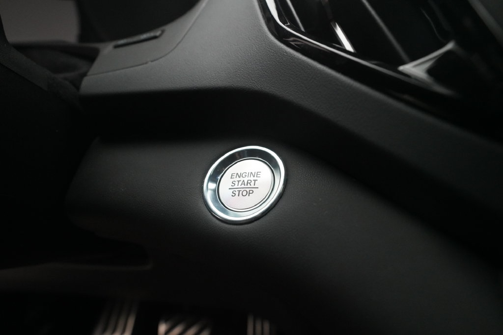 2025 Acura RDX A-Spec Package - Photo 32