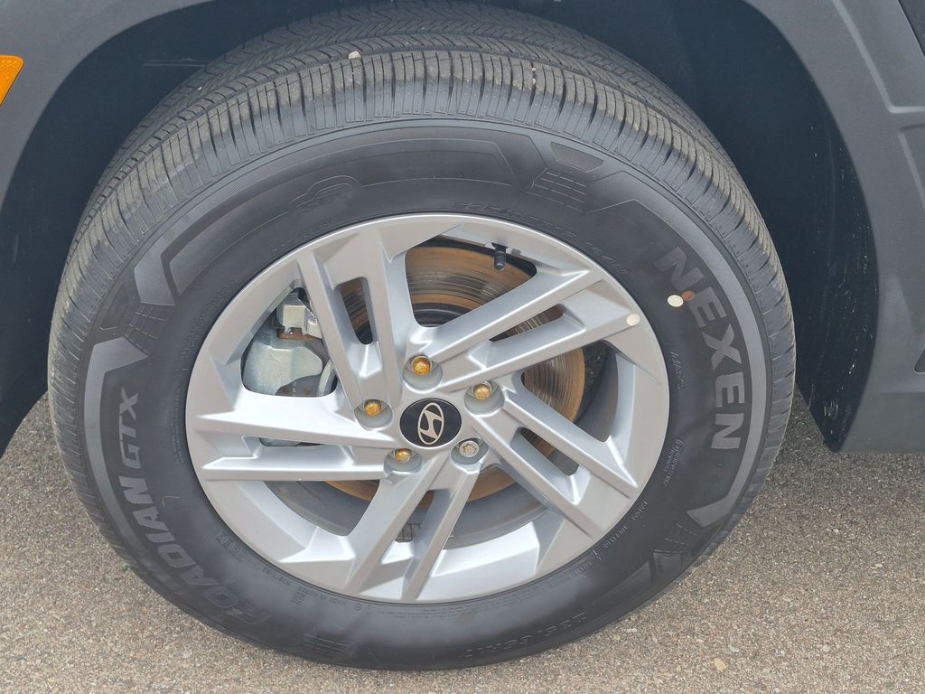 2026 Hyundai Tucson SE - Photo 10