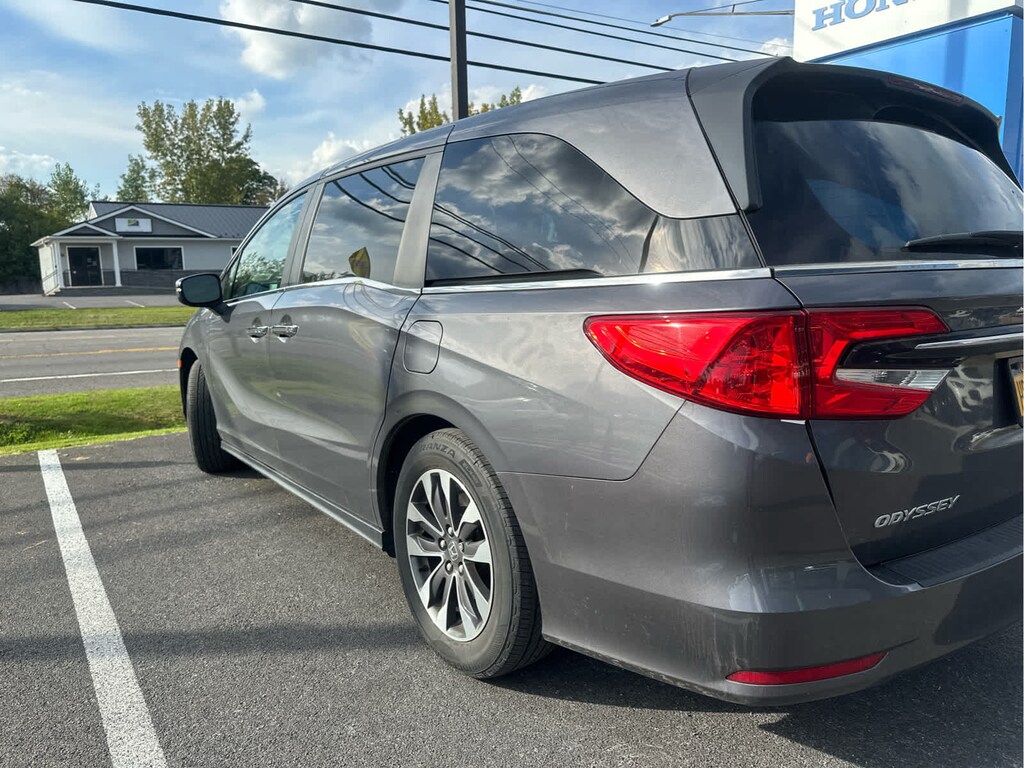 Used 2024 Honda Odyssey EX-L Van