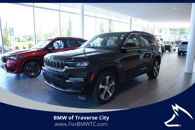 Used 2025 Jeep Grand Cherokee Limited SUV