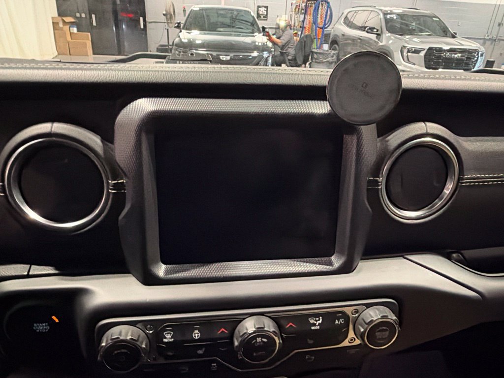 Used 2018 Jeep Wrangler Unlimited Sahara 4x4 SUV