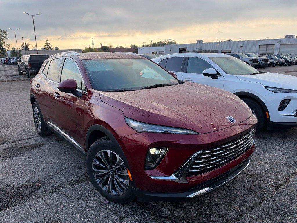 Used 2024 Buick Envision Preferred SUV