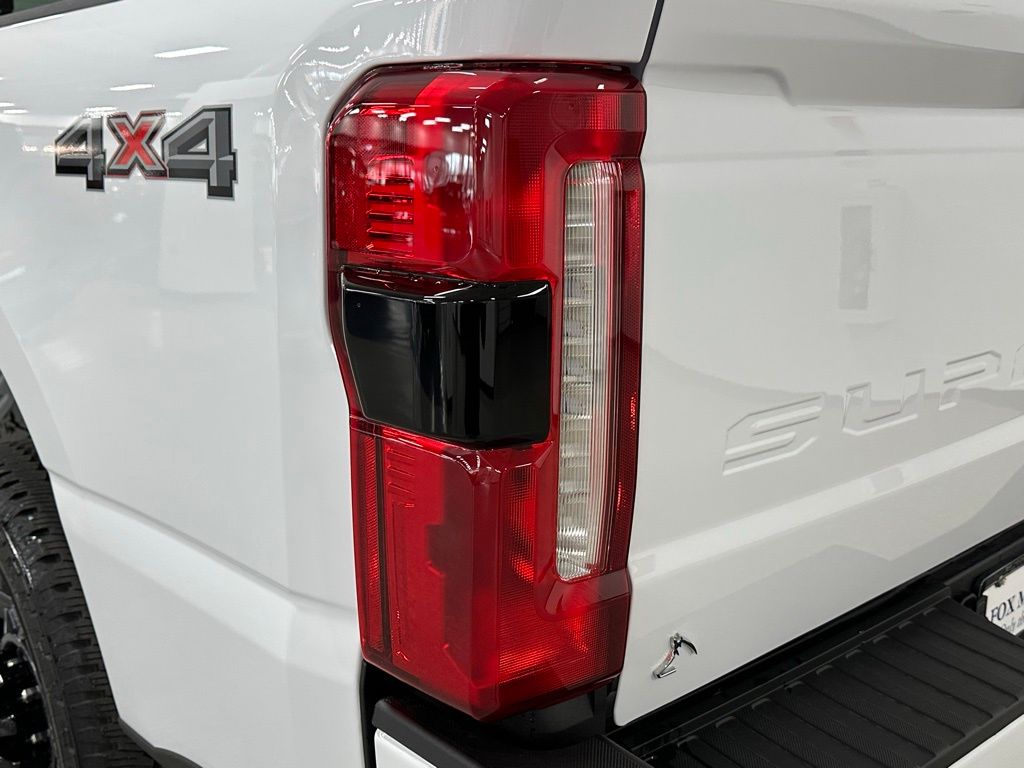 2026 Ford F-350 Super Duty XL - Photo 38