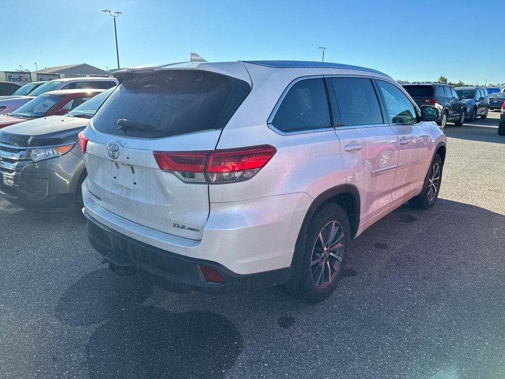 Used 2018 Toyota Highlander XLE SUV