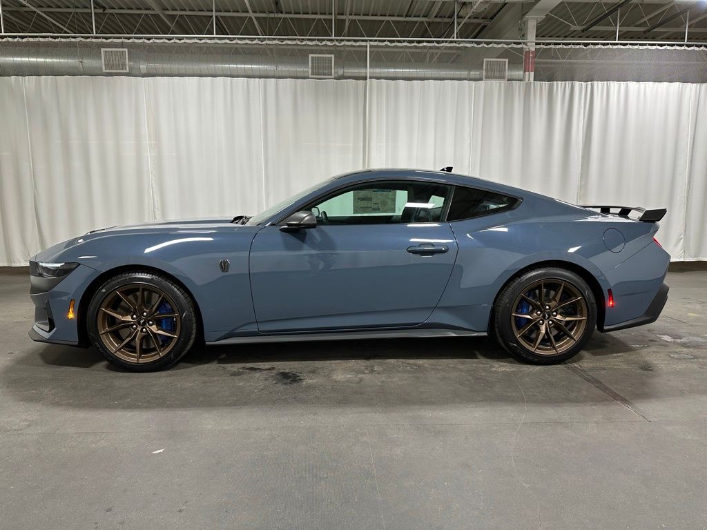 2025 Ford Mustang Dark Horse - Photo 35