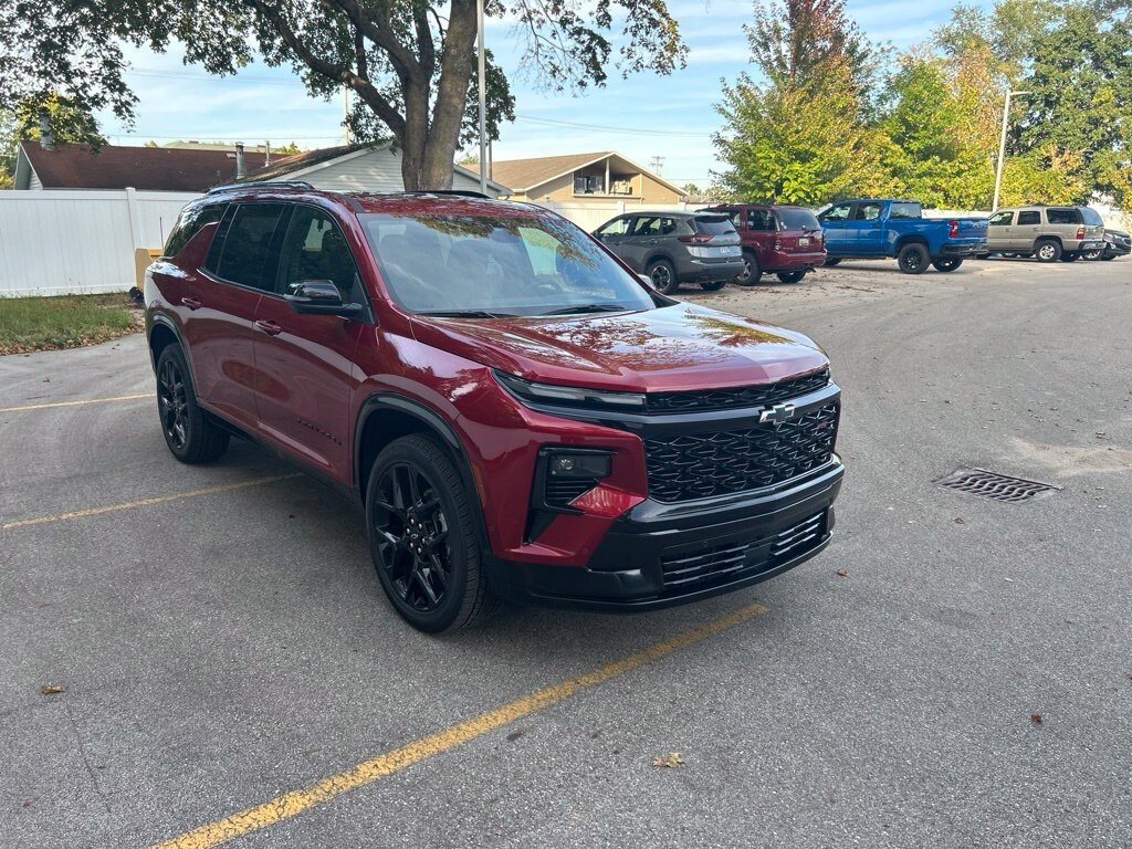 Used 2024 Chevrolet Traverse RS SUV