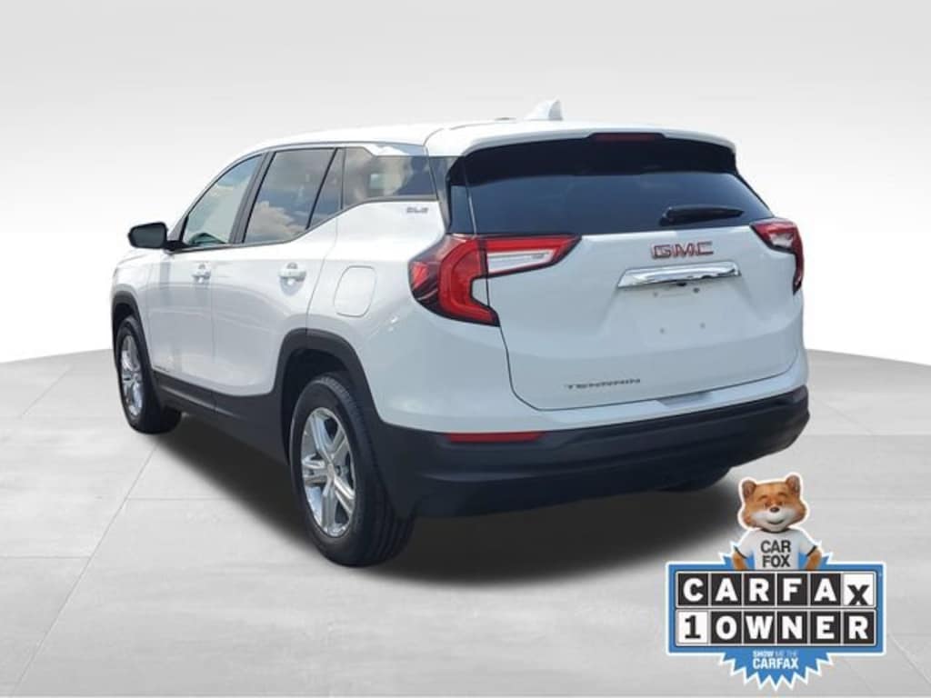 Used 2023 GMC Terrain SLE SUV