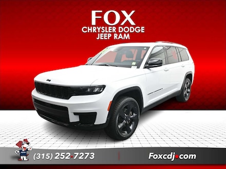2023 Jeep Grand Cherokee L Laredo SUV