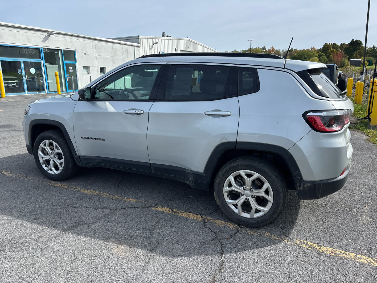 Used 2024 Jeep Compass Latitude SUV