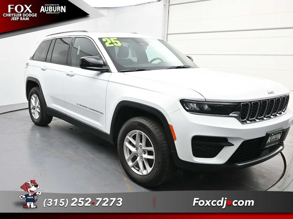 Used 2025 Jeep Grand Cherokee Laredo SUV
