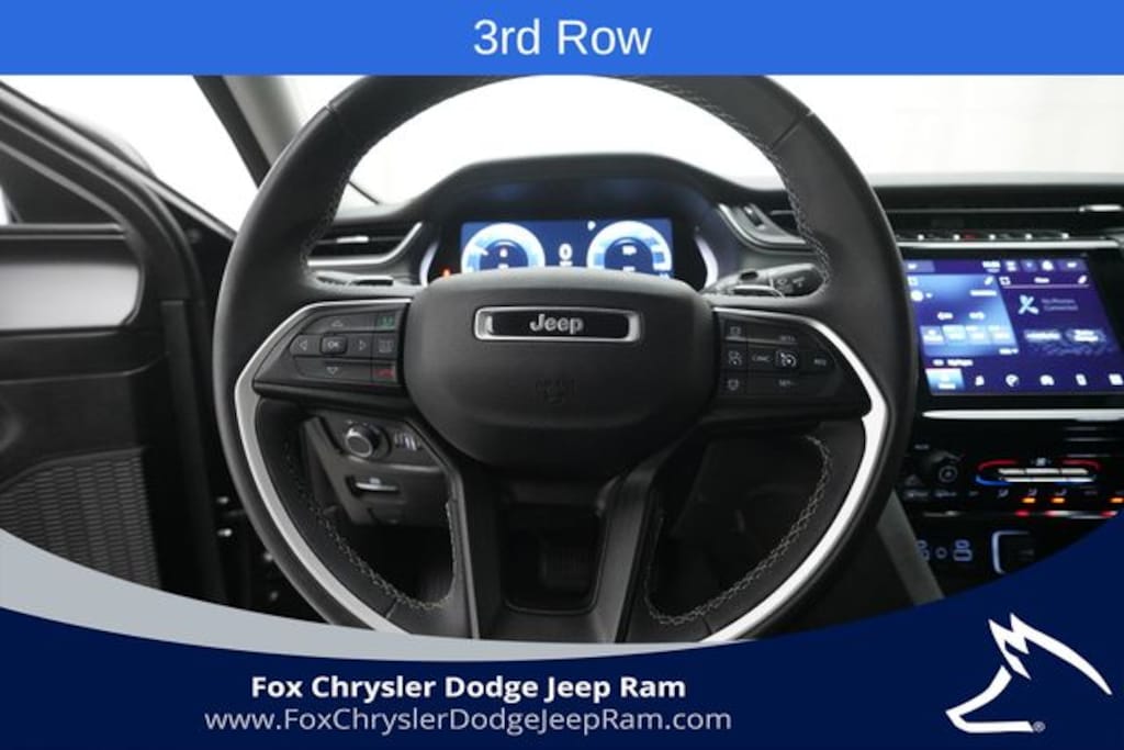 Used 2023 Jeep Grand Cherokee L Laredo SUV