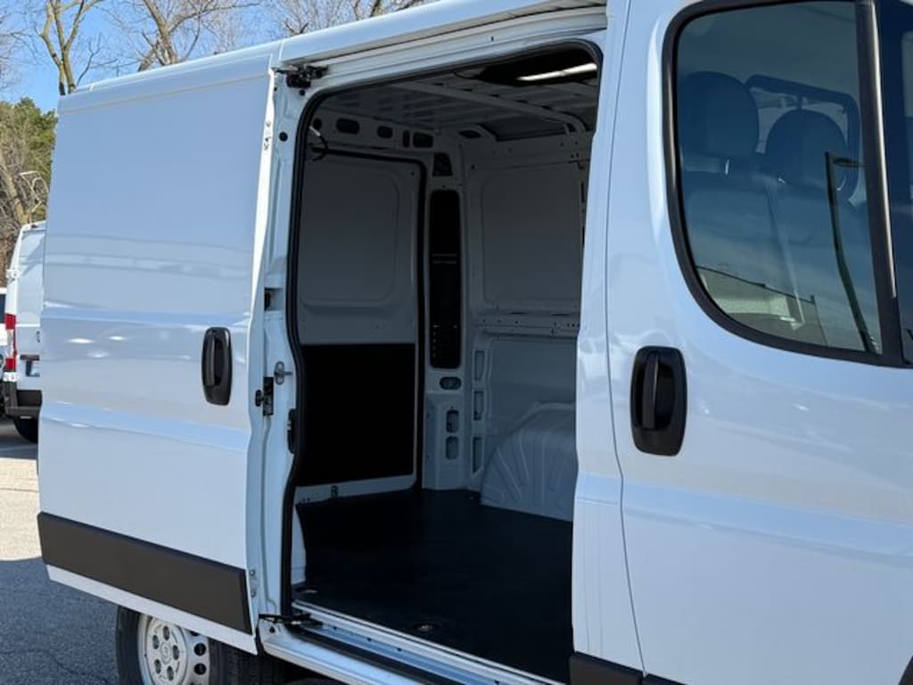 New 2026 Ram Promaster 1500 Low Roof Cargo Van