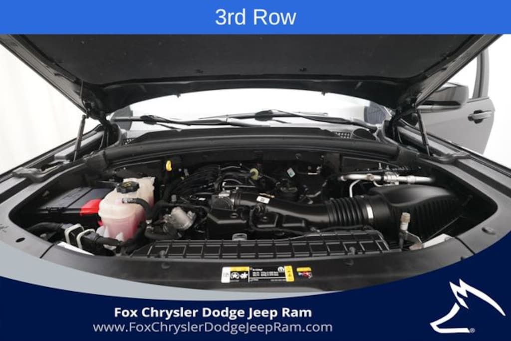 Used 2023 Jeep Grand Cherokee L Laredo SUV