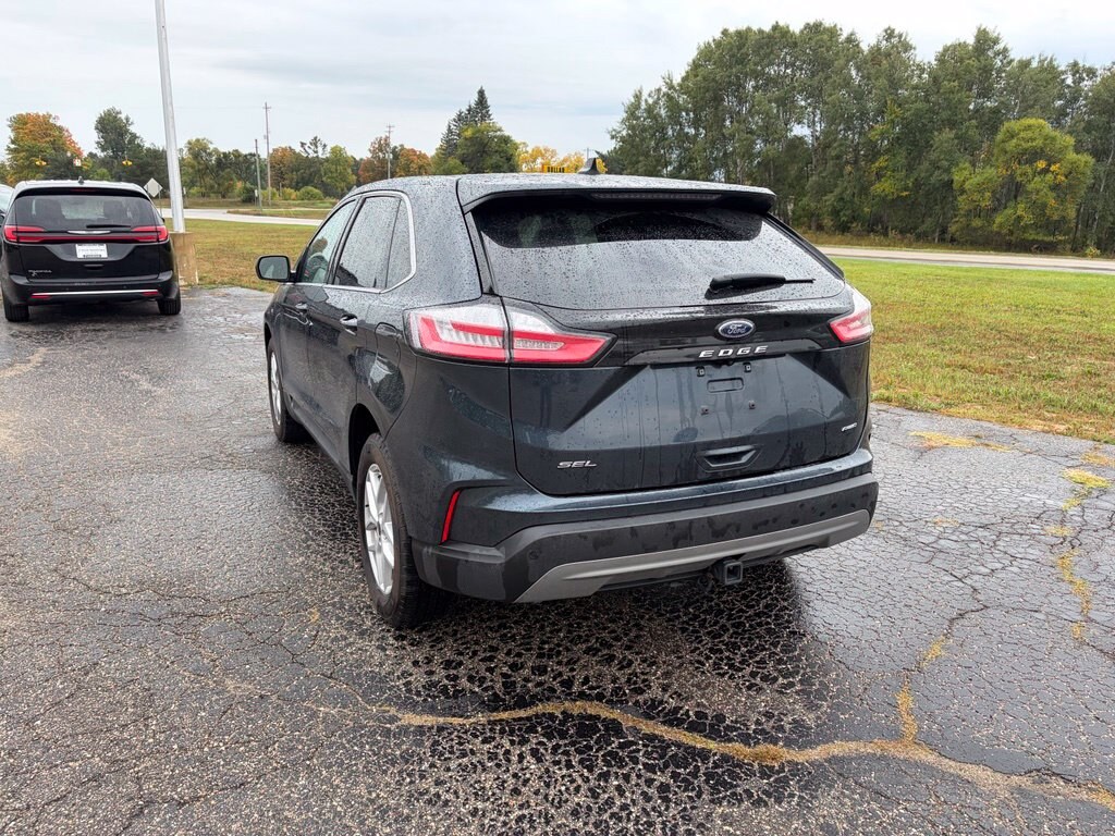 Used 2024 Ford Edge SEL SUV