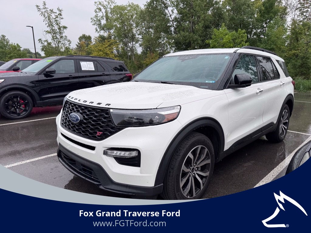 2022 Ford Explorer SUV 