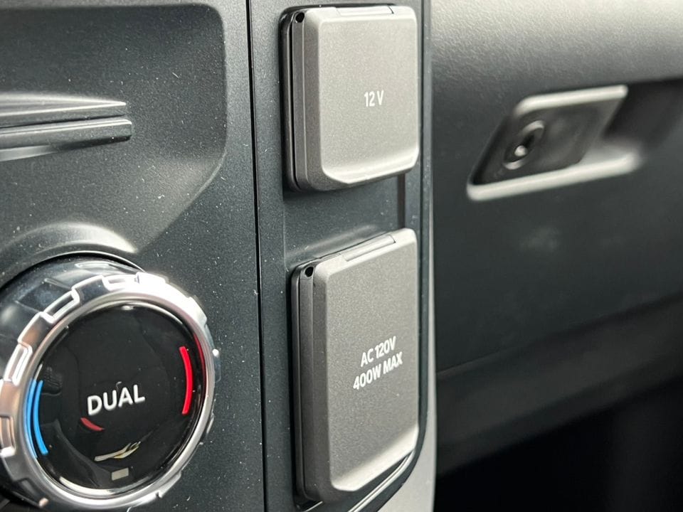 2025 Ford F-150 XLT - Photo 27