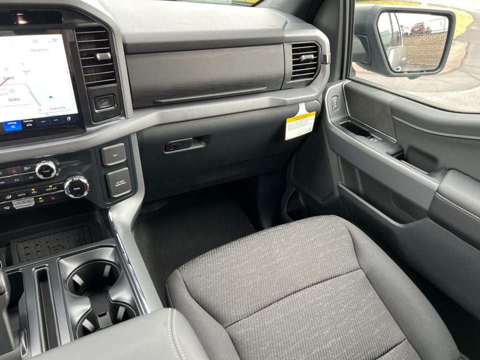 2025 Ford F-150 XLT - Photo 34