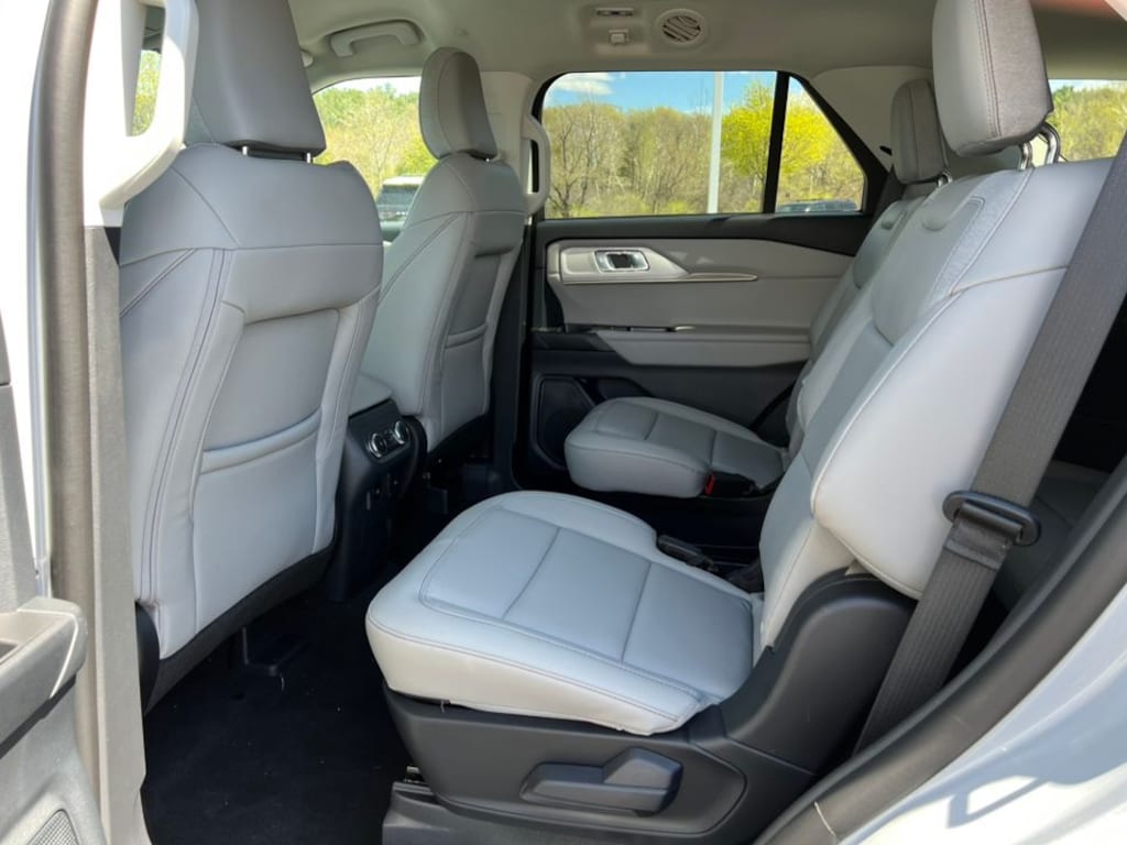 Used 2026 Ford Explorer Active SUV