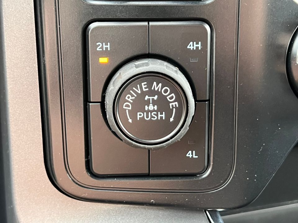 2025 Ford F-150 XLT - Photo 28