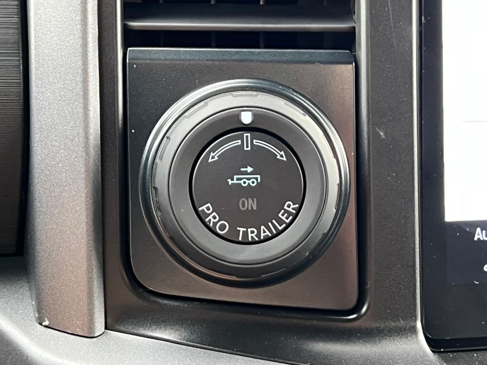 2025 Ford F-150 XLT - Photo 29