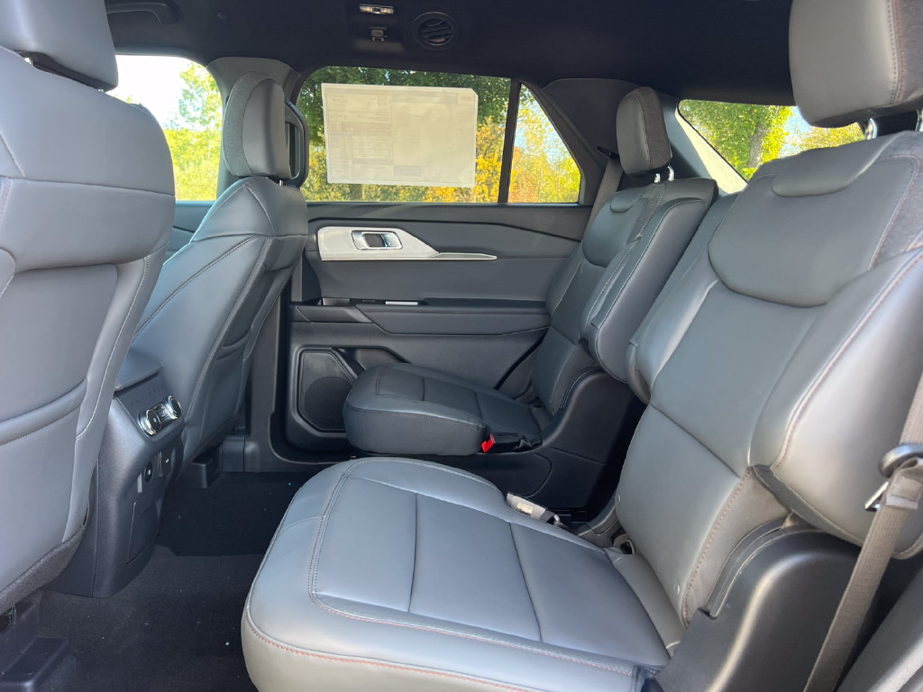 Used 2027 Ford Explorer Active SUV