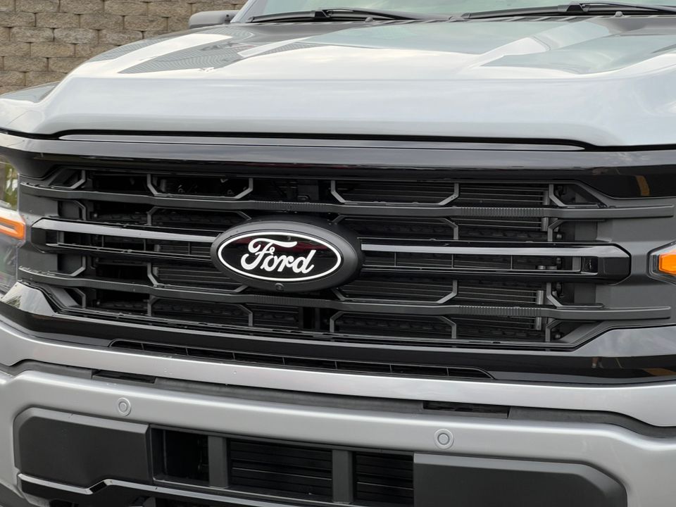 2025 Ford F-150 XLT - Photo 39