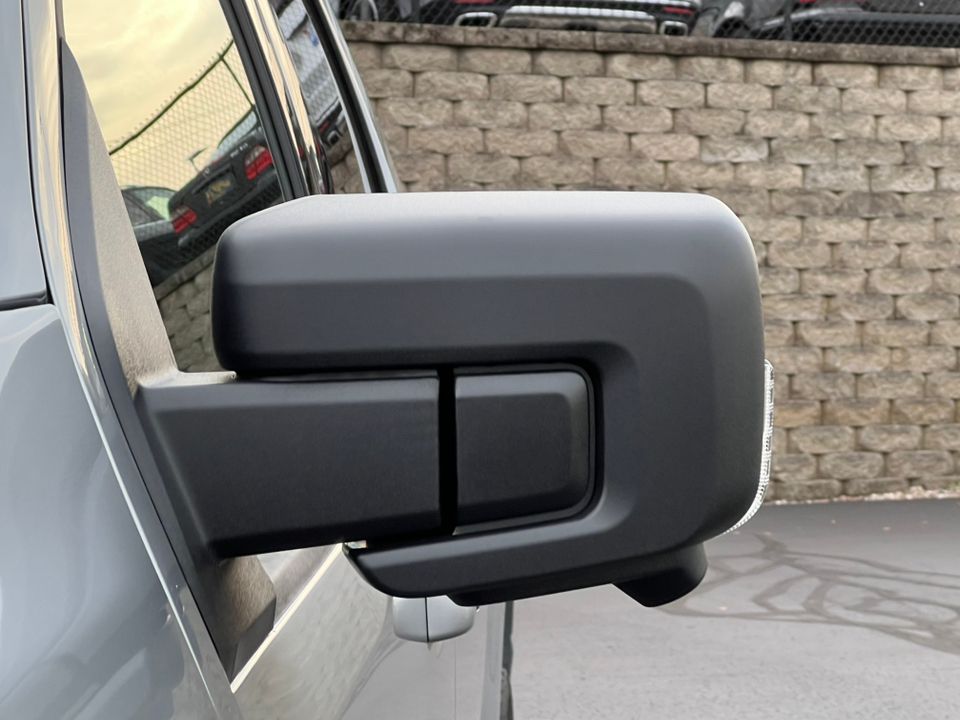 2025 Ford F-150 XLT - Photo 38