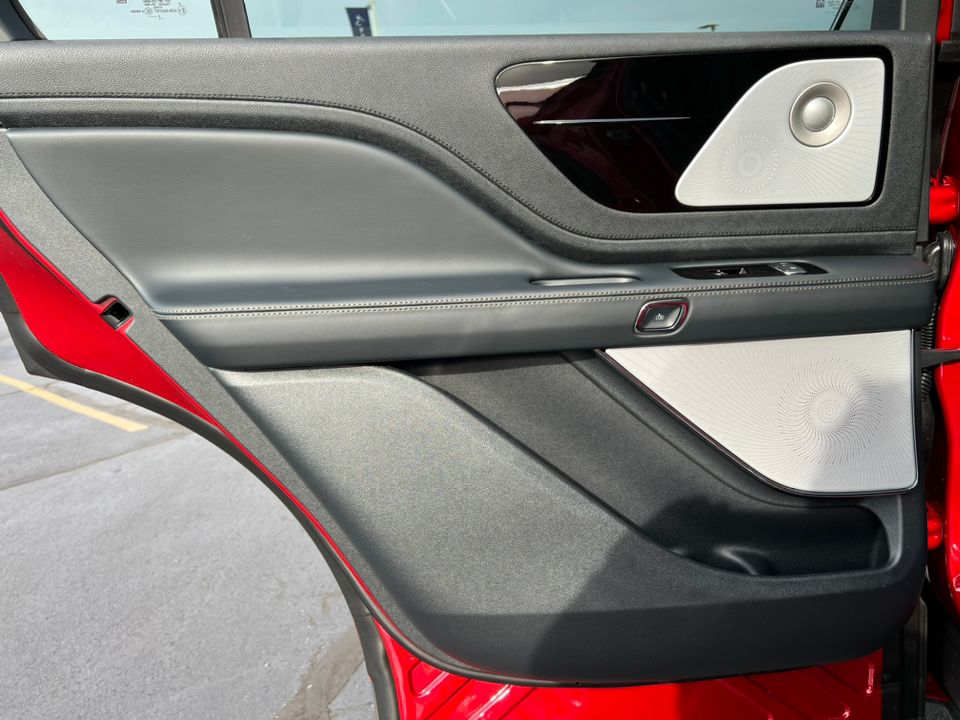 2025 Lincoln Aviator Reserve - Photo 37
