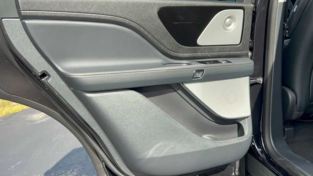 2027 Lincoln Aviator Reserve - Photo 34