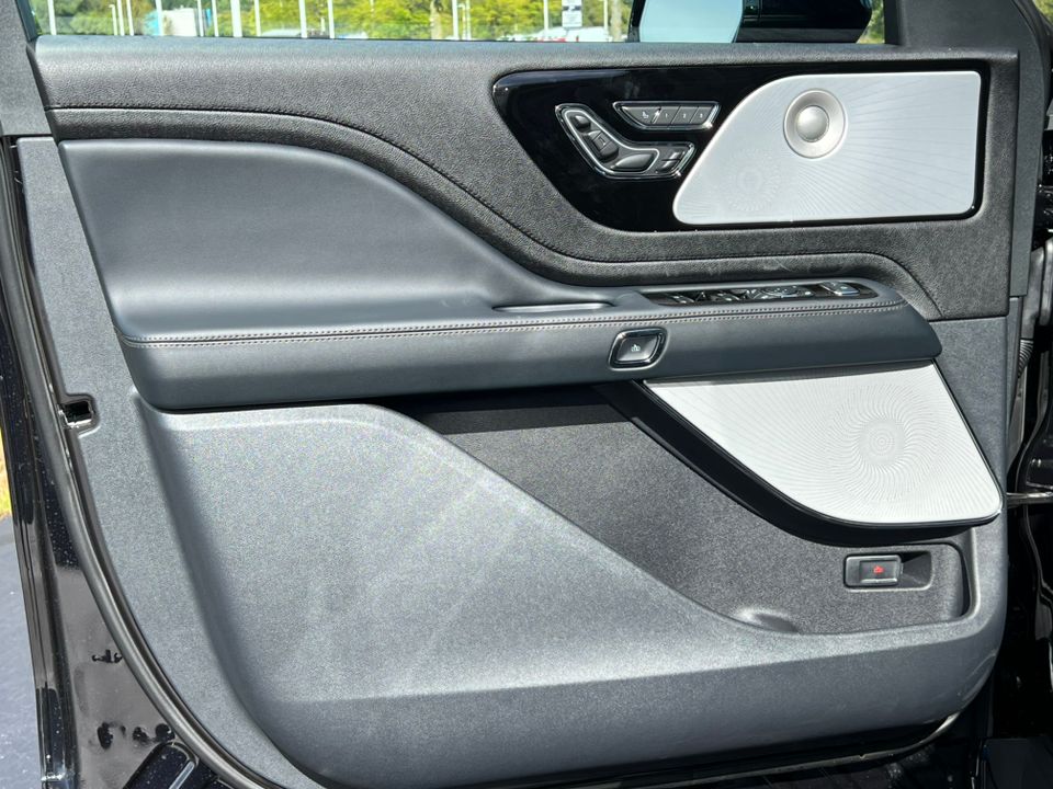 2027 Lincoln Aviator Reserve - Photo 16