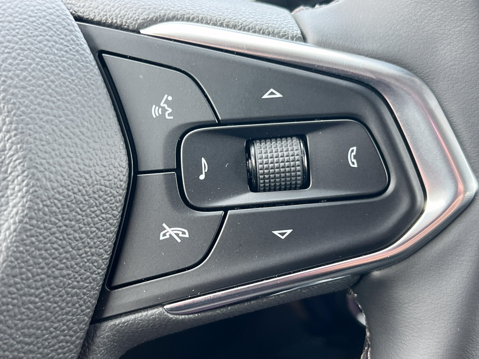2026 Chevrolet Trax Activ - Photo 20