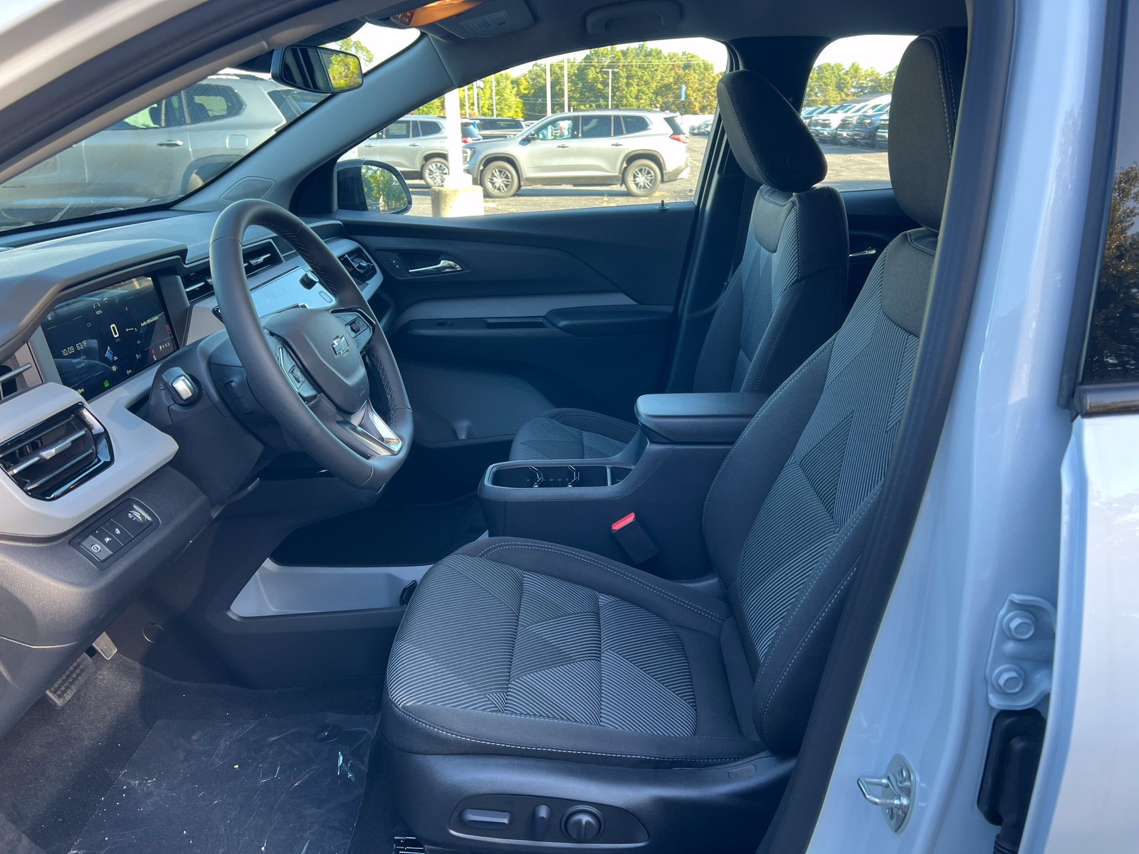 New 2027 Chevrolet Bolt LT SUV