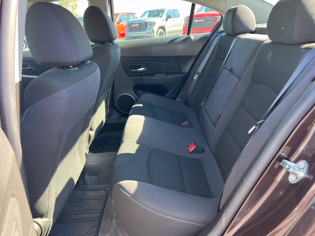 Used 2015 Chevrolet Cruze LT Sedan