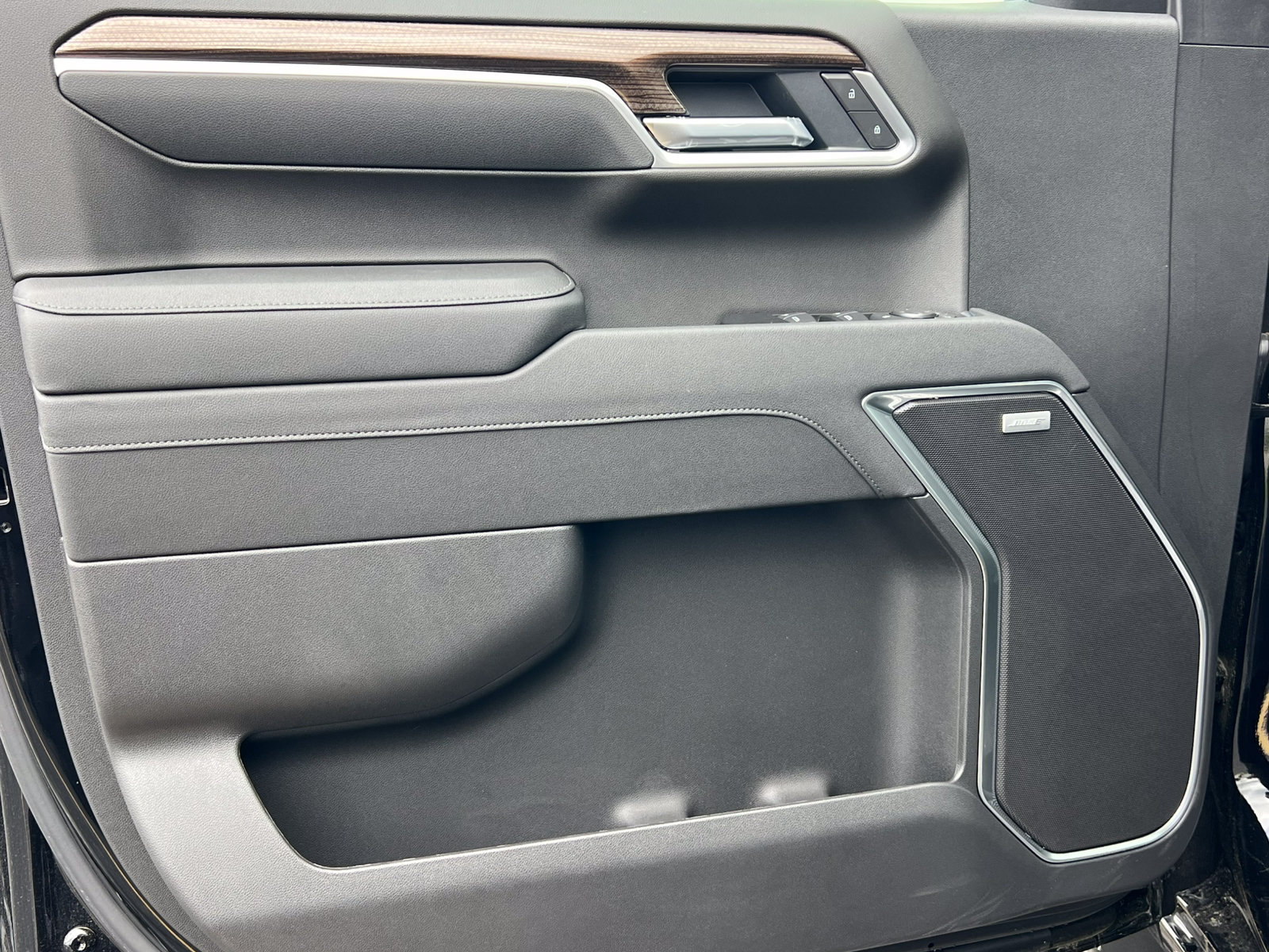 2026 Chevrolet Silverado 1500 RST - Photo 18
