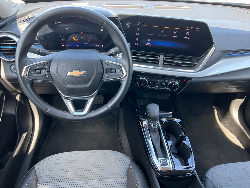 Used 2024 Chevrolet Trax LT SUV