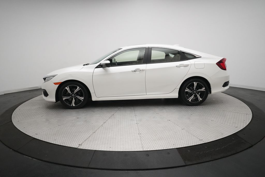 2018 Honda Civic Touring - Photo 23
