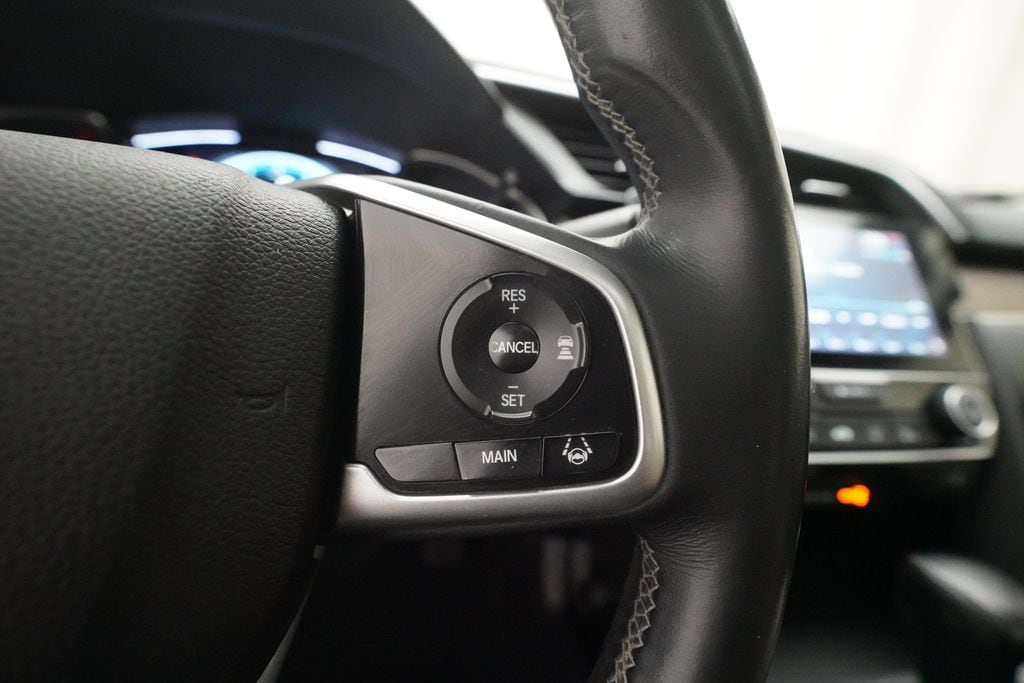 2018 Honda Civic Touring - Photo 18