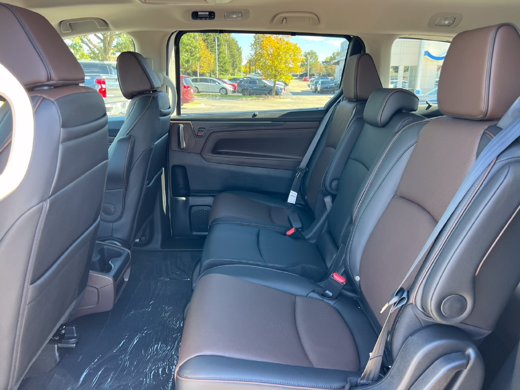 New 2027 Honda Odyssey Elite Van Passenger Van