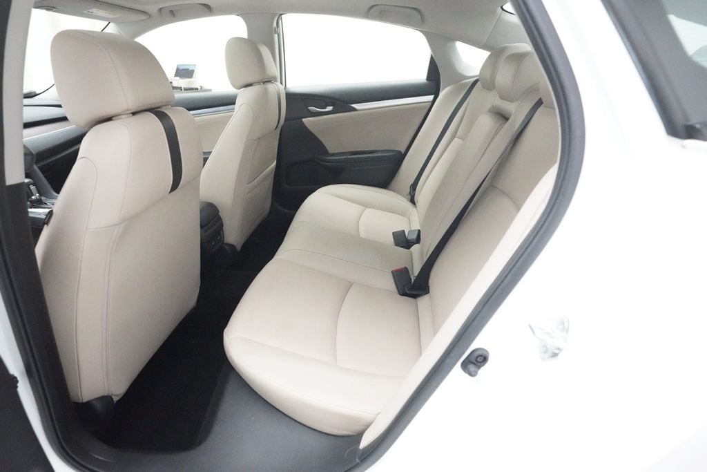 2018 Honda Civic Touring - Photo 15
