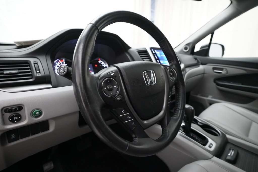 2017 Honda Pilot EX-L - Photo 8