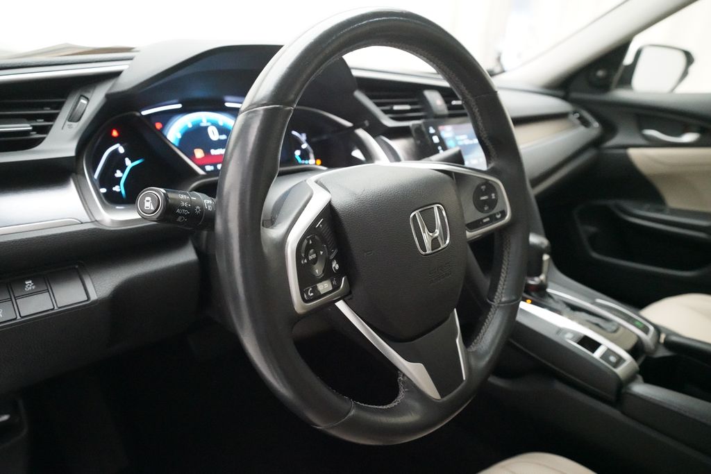2018 Honda Civic Touring - Photo 8