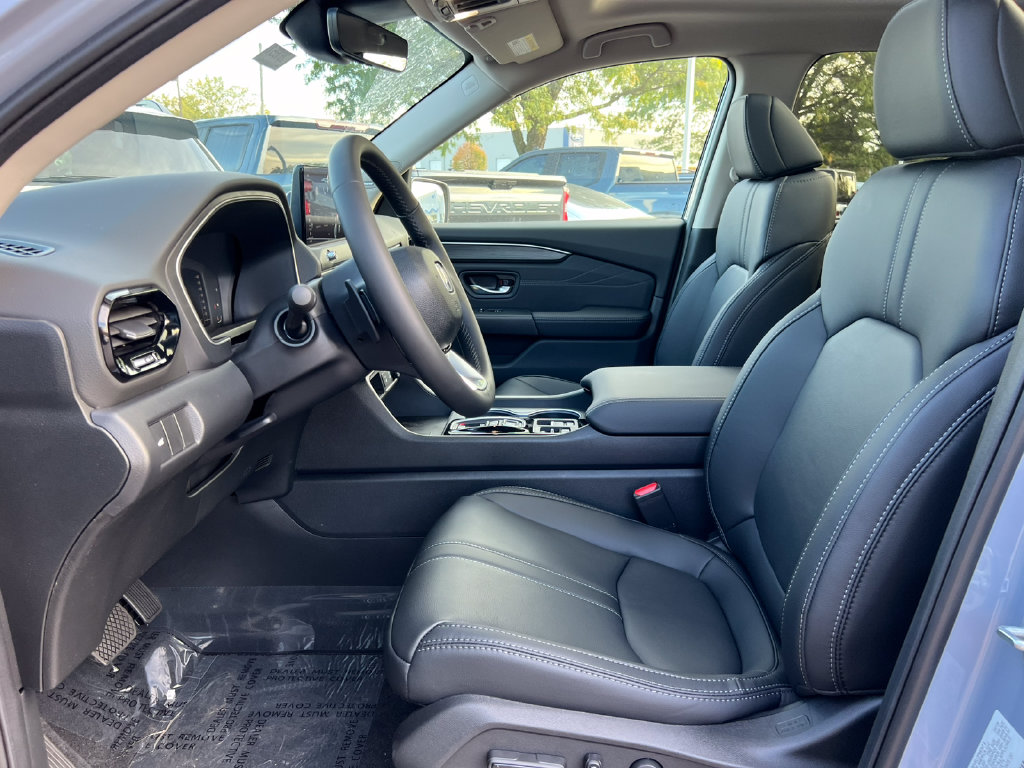 New 2026 Honda Pilot Touring S SUV
