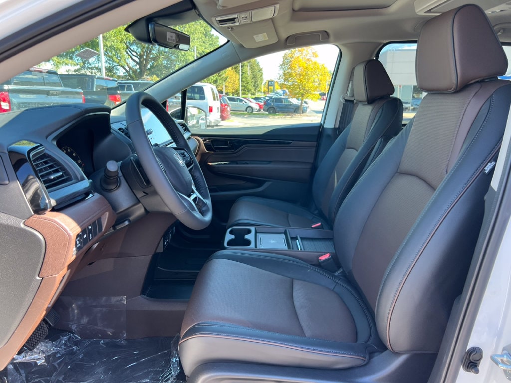 New 2027 Honda Odyssey Elite Van Passenger Van