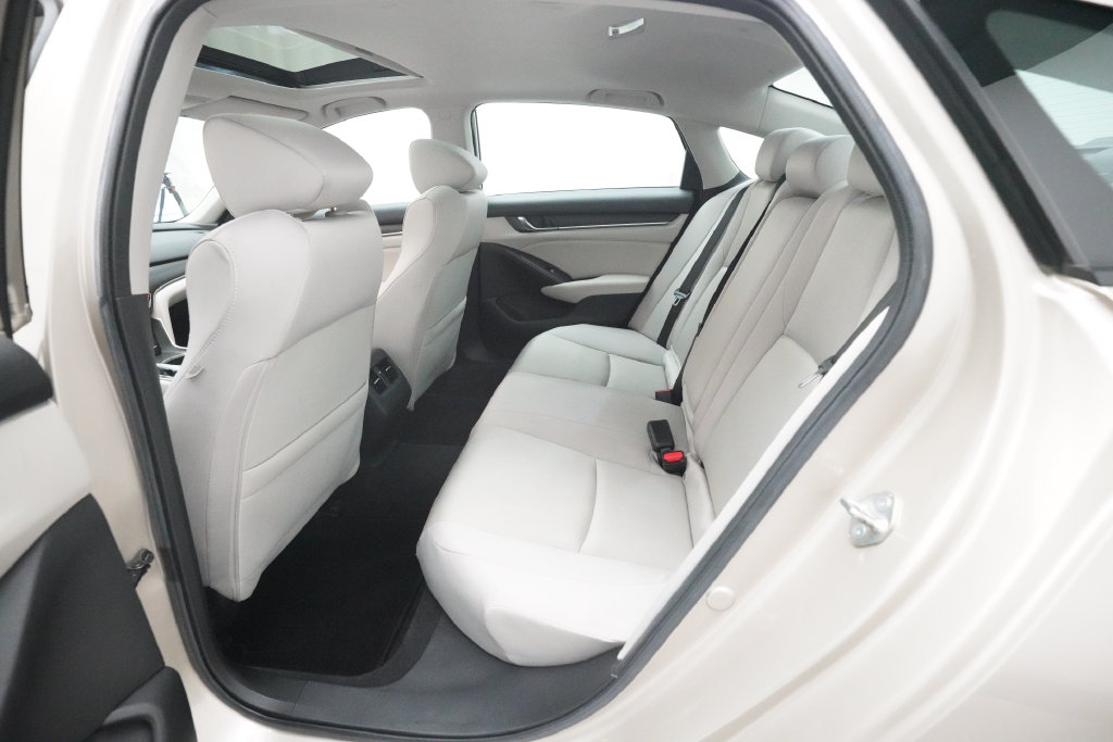 2020 Honda Accord EX - Photo 15