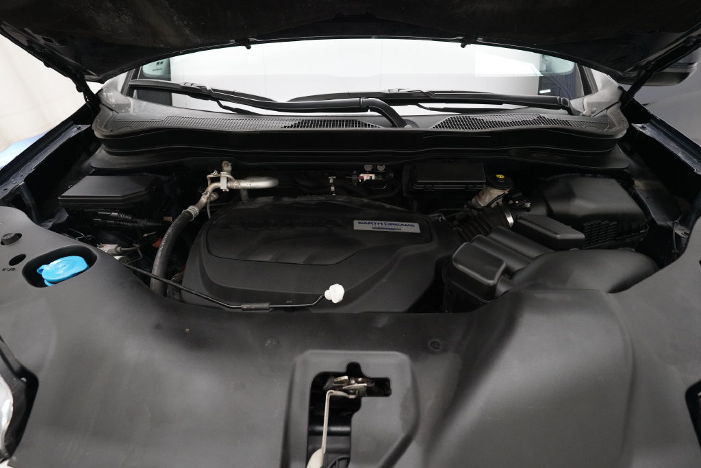2017 Honda Pilot EX-L - Photo 3