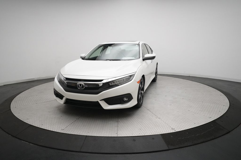 2018 Honda Civic Touring - Photo 12